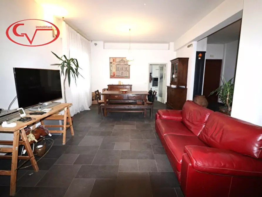 Immagine 2 di Appartamento in vendita  in via Michelangelo a Montevarchi