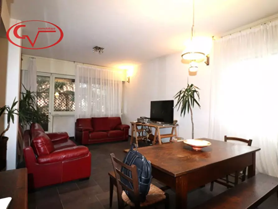 Immagine 4 di Appartamento in vendita  in via Michelangelo a Montevarchi