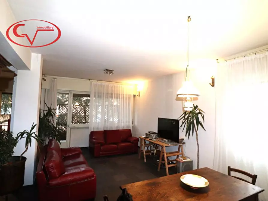 Immagine 10 di Appartamento in vendita  in via Michelangelo a Montevarchi