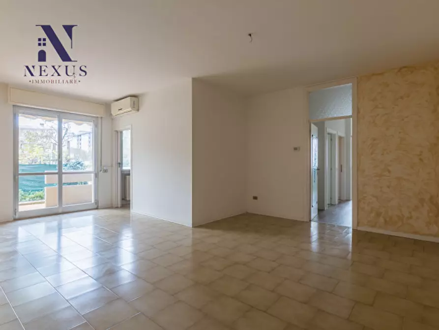 Immagine 3 di Appartamento in vendita  a Fano