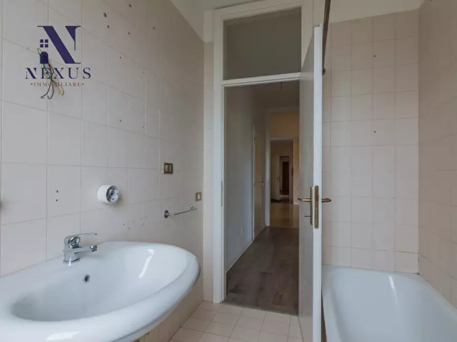 Immagine 19 di Appartamento in vendita  a Fano