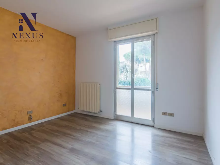 Immagine 21 di Appartamento in vendita  a Fano