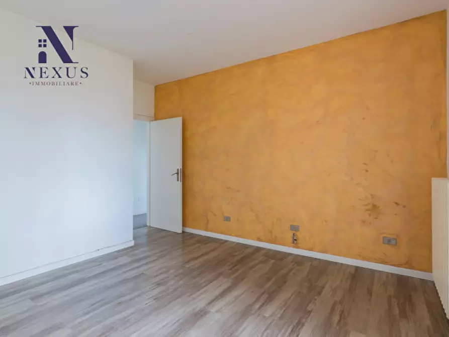 Immagine 22 di Appartamento in vendita  a Fano