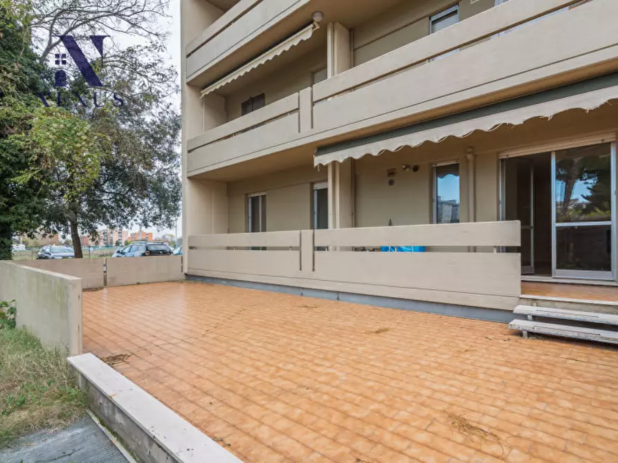 Immagine 27 di Appartamento in vendita  a Fano