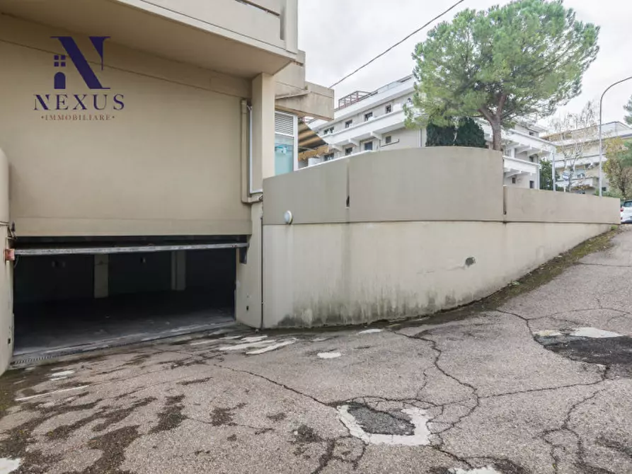 Immagine 32 di Appartamento in vendita  a Fano