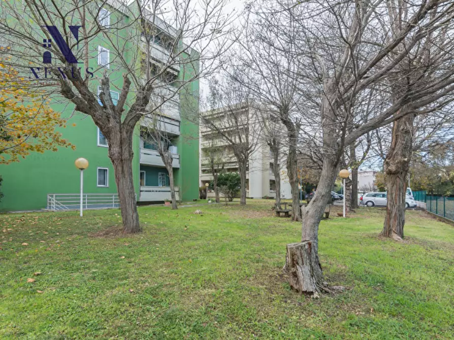 Immagine 34 di Appartamento in vendita  a Fano