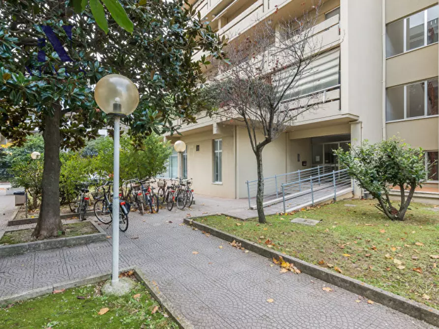 Immagine 38 di Appartamento in vendita  a Fano