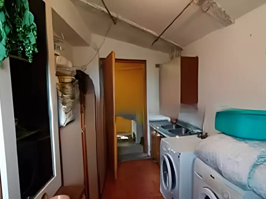 Immagine 6 di Appartamento in vendita  in Str. di Larviano 107 a Terni