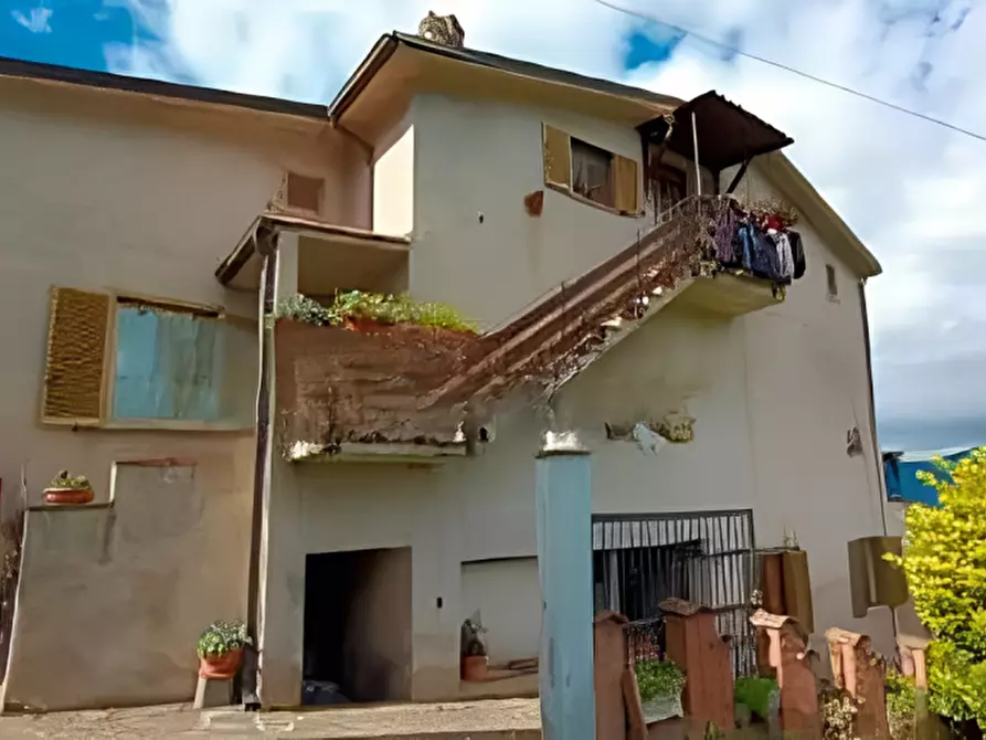 Immagine 7 di Appartamento in vendita  in Str. di Larviano 107 a Terni