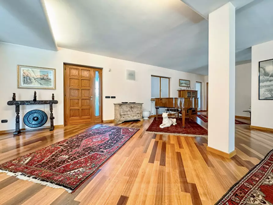 Immagine 11 di Villa in vendita  in Via Cesare Battisti 84 a Invorio