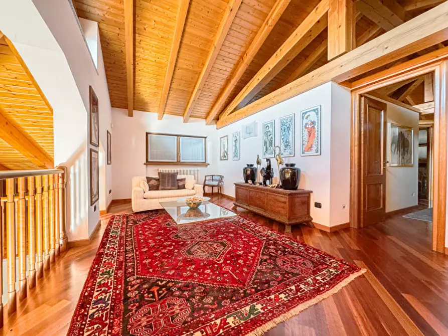 Immagine 17 di Villa in vendita  in Via Cesare Battisti 84 a Invorio