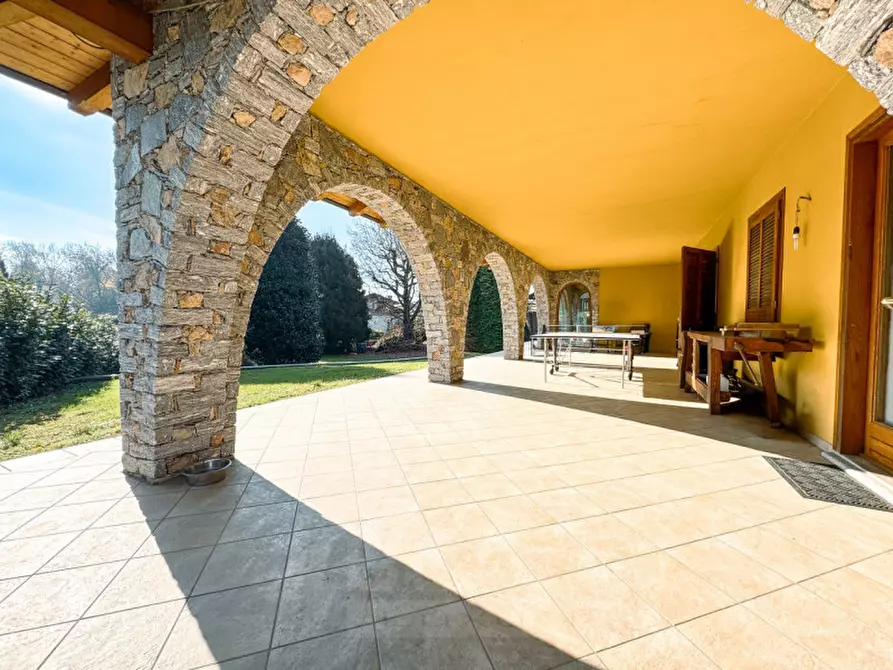 Immagine 27 di Villa in vendita  in Via Cesare Battisti 84 a Invorio