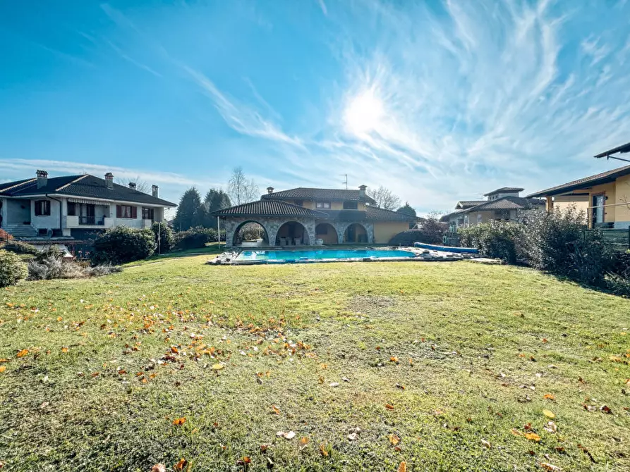 Immagine 33 di Villa in vendita  in Via Cesare Battisti 84 a Invorio