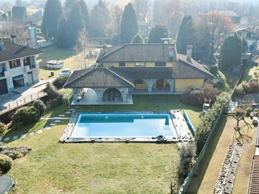 Immagine 34 di Villa in vendita  in Via Cesare Battisti 84 a Invorio