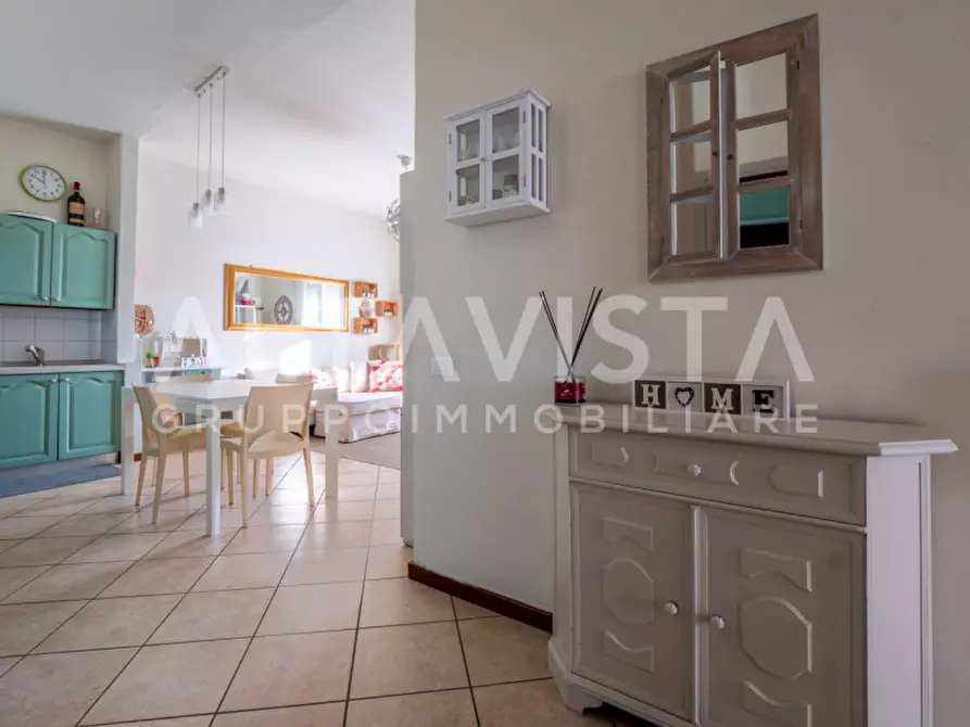 Immagine 3 di Appartamento in vendita  in Rezzato via Mazzini a Rezzato