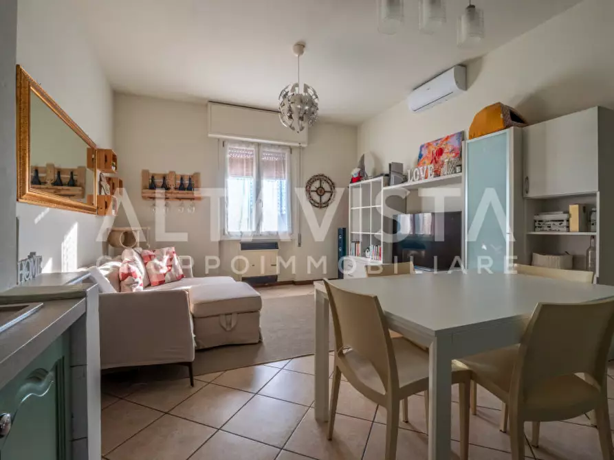 Immagine 13 di Appartamento in vendita  in Rezzato via Mazzini a Rezzato