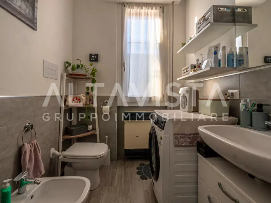 Immagine 29 di Appartamento in vendita  in Rezzato via Mazzini a Rezzato