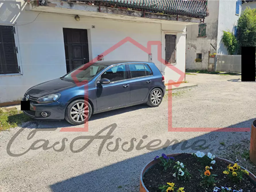 Immagine 6 di Casa trifamiliare in vendita  in Via Aglaia Anassillide a Montebelluna