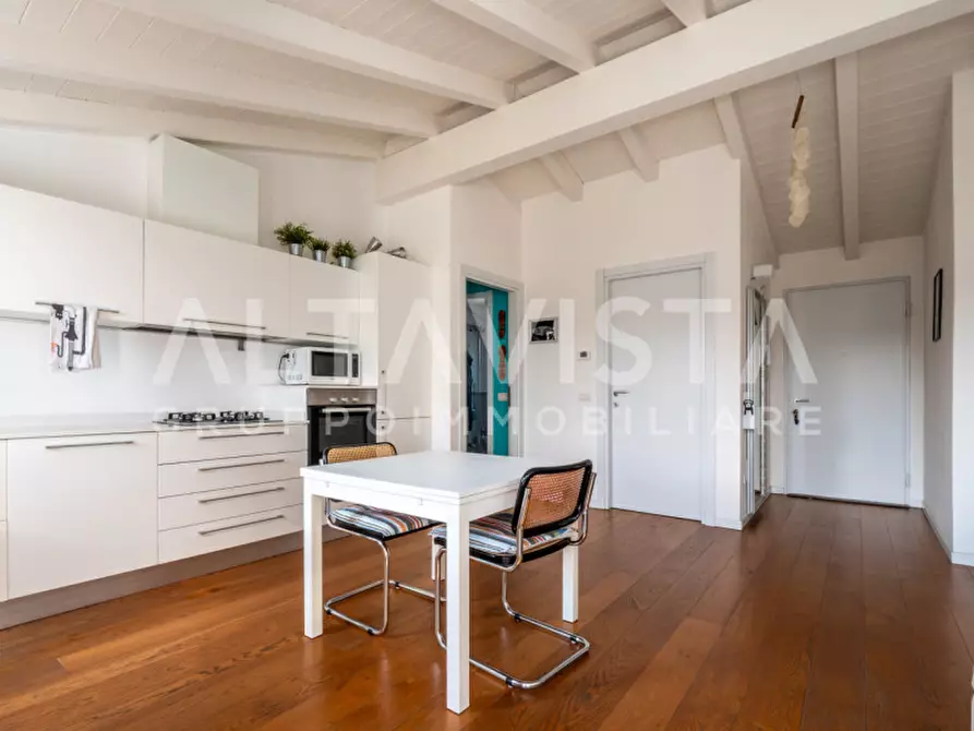 Immagine 3 di Appartamento in vendita  in Via Alessandro Manzoni a Rezzato