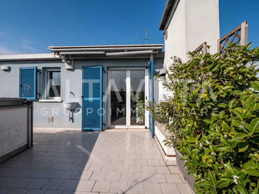 Immagine 7 di Appartamento in vendita  in Via Alessandro Manzoni a Rezzato