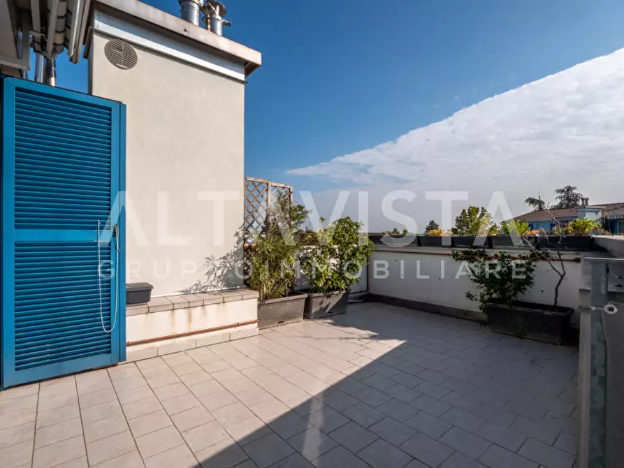 Immagine 8 di Appartamento in vendita  in Via Alessandro Manzoni a Rezzato