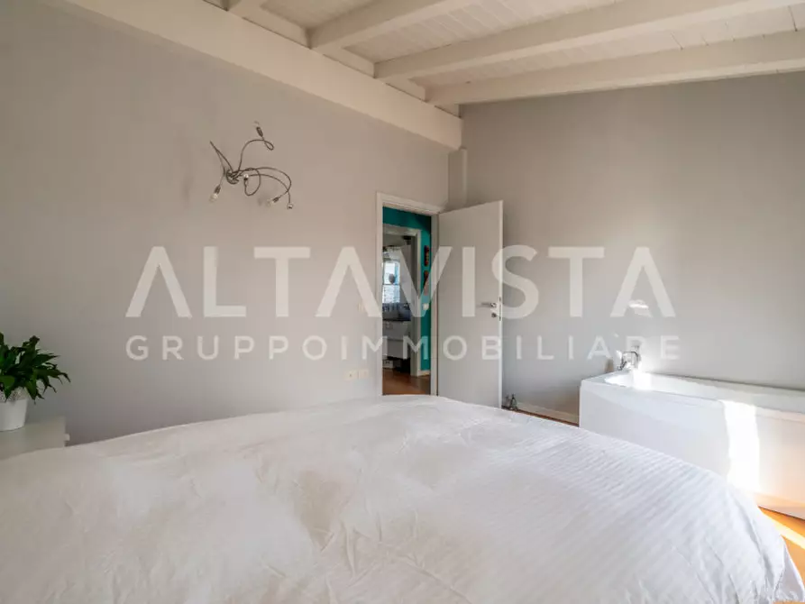 Immagine 17 di Appartamento in vendita  in Via Alessandro Manzoni a Rezzato