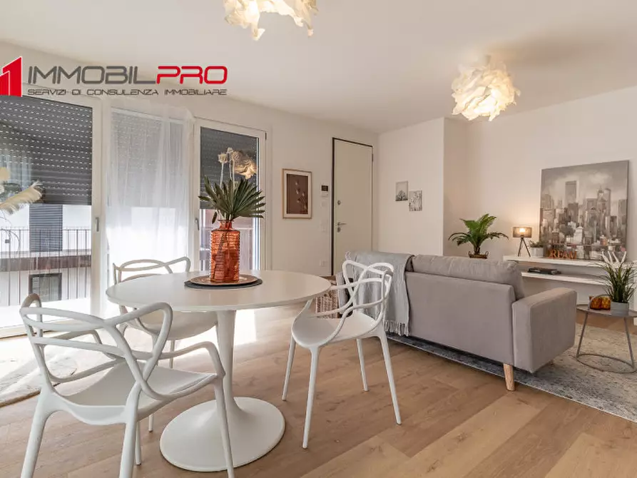 Immagine 1 di Appartamento in vendita  in Viale Ungheria, 44 a Thiene