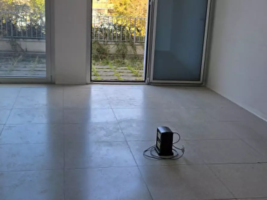 Immagine 3 di Ufficio in vendita  in Via Mengolina a Faenza