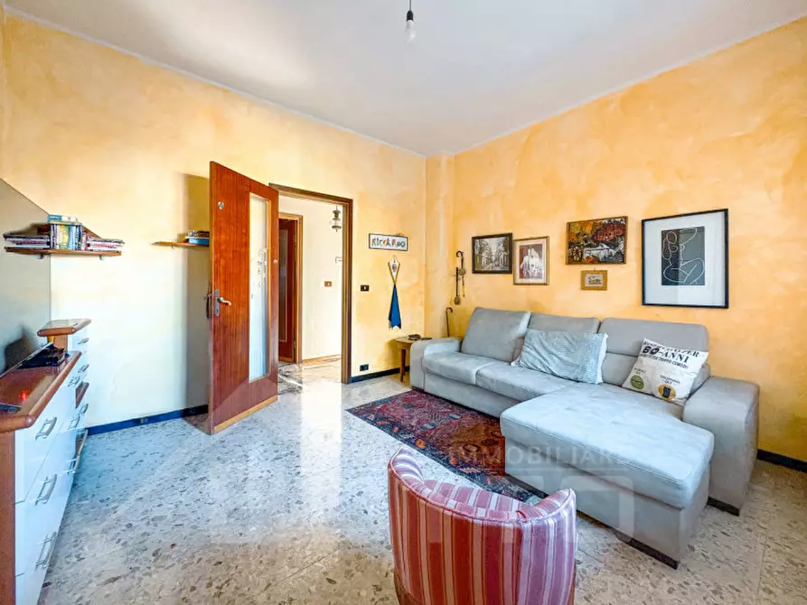 Immagine 19 di Villa in vendita  in Via Stazione 69 a Varallo Pombia