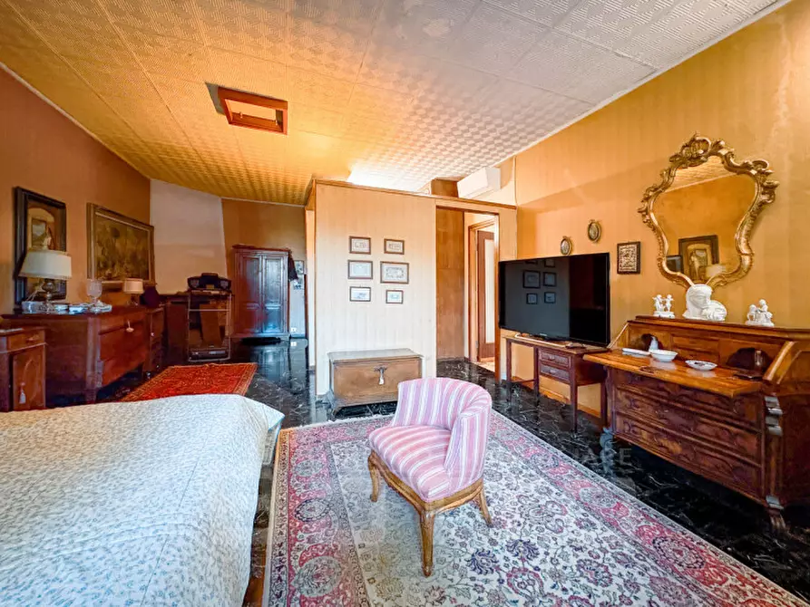 Immagine 24 di Villa in vendita  in Via Stazione 69 a Varallo Pombia