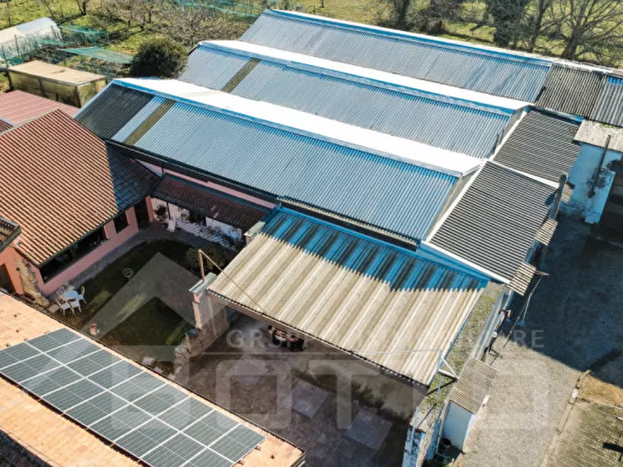 Immagine 36 di Villa in vendita  in Via Stazione 69 a Varallo Pombia