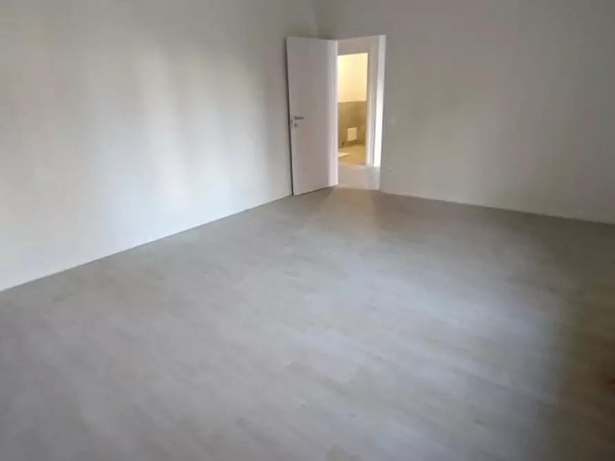 Immagine 1 di Appartamento in vendita  in Molinetto a Parma