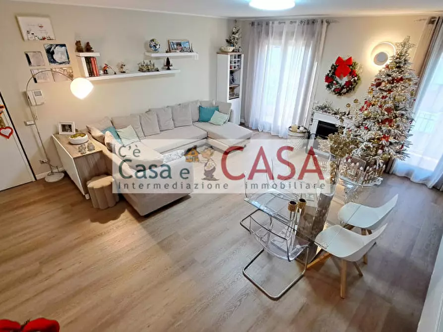 Immagine 2 di Attico in vendita  in Via Cristoforo Colombo a Selvazzano Dentro