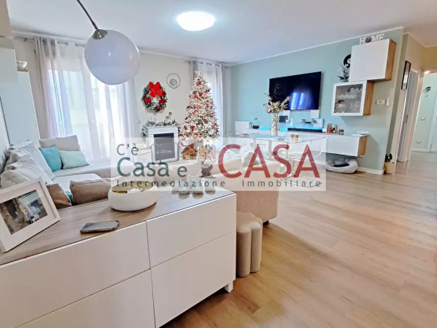 Immagine 3 di Attico in vendita  in Via Cristoforo Colombo a Selvazzano Dentro