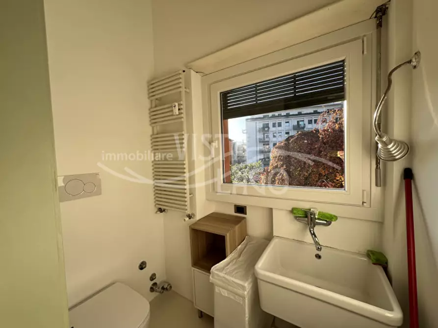 Immagine 13 di Appartamento in affitto  in Via Fratelli Recchi a Como