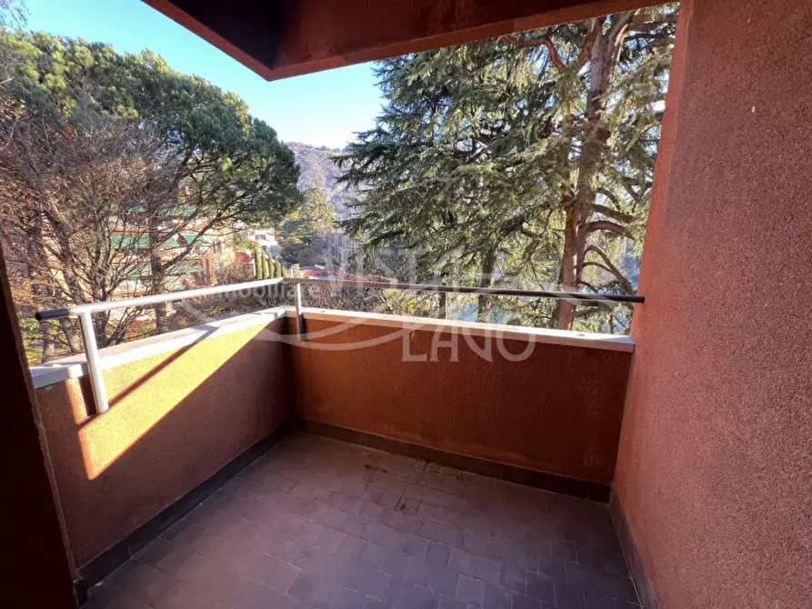 Immagine 43 di Appartamento in affitto  in Via Fratelli Recchi a Como