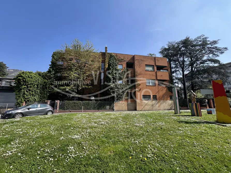 Immagine 45 di Appartamento in affitto  in Via Fratelli Recchi a Como