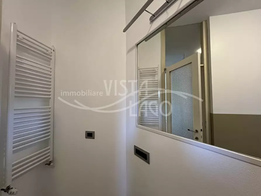 Immagine 54 di Appartamento in affitto  in Via Fratelli Recchi a Como