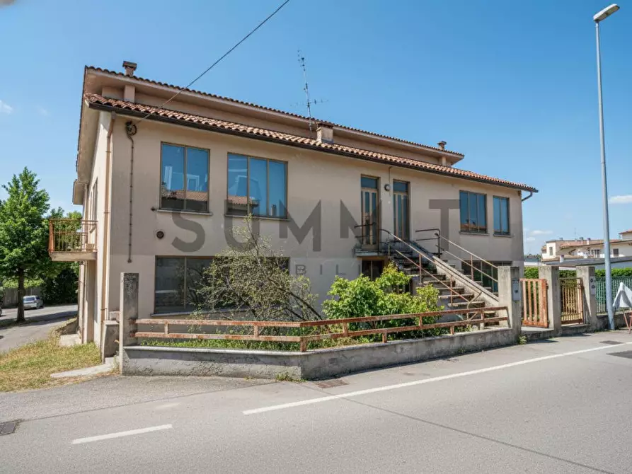 Immagine 1 di Casa bifamiliare in vendita  in Via Pozzati a Santorso