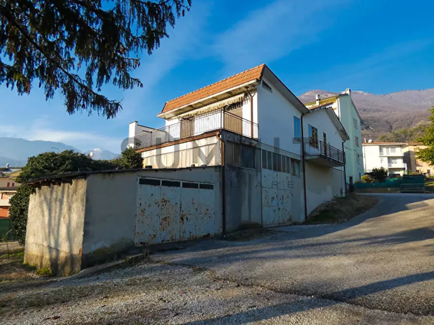 Immagine 3 di Casa bifamiliare in vendita  in Via Pozzati a Santorso
