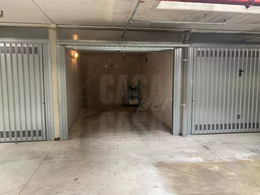 Immagine 1 di Garage in vendita  in Via Carboni a Monselice