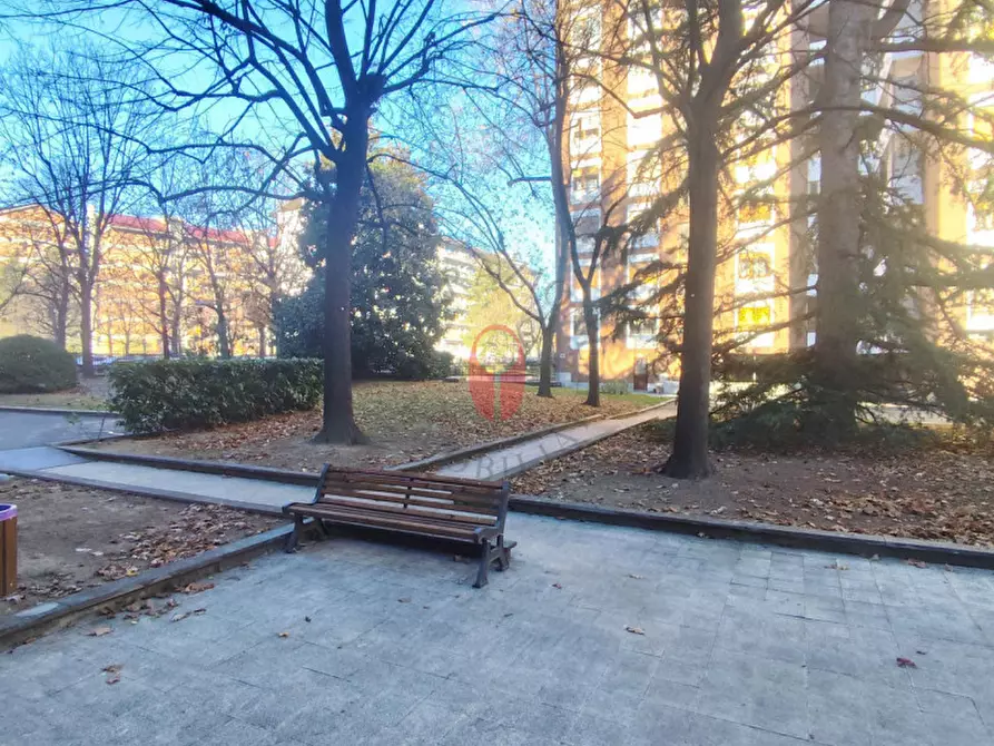 Immagine 2 di Appartamento in vendita  in Via Alfonso Balzico 9 Torino a Torino