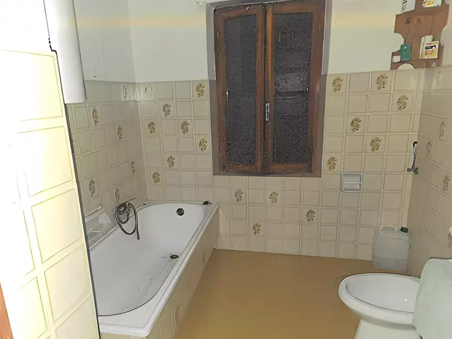 Immagine 3 di Casa indipendente in vendita  in via Marcador a Borgo Valbelluna