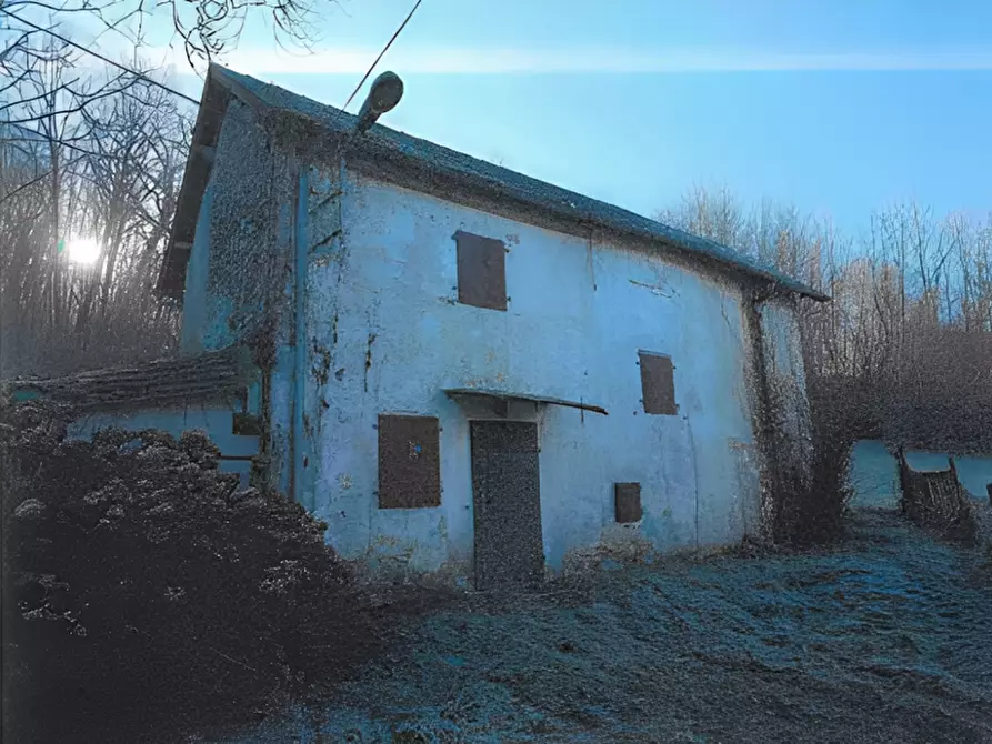 Immagine 7 di Casa indipendente in vendita  in via Marcador a Borgo Valbelluna