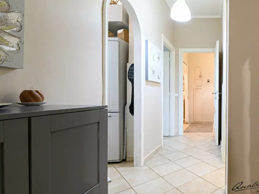 Immagine 21 di Appartamento in vendita  in Viale Jonio a Roma