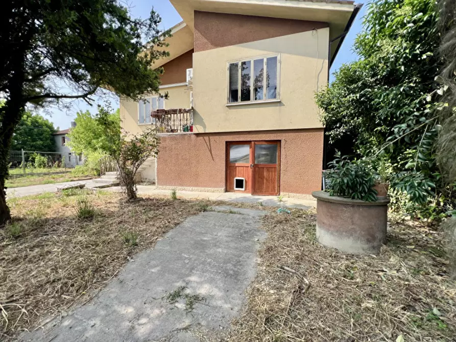 Immagine 1 di Casa indipendente in vendita  in via codalunga a Bevilacqua