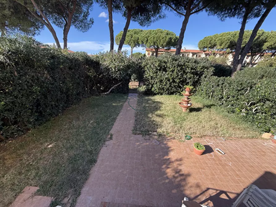 Immagine 2 di Villa in vendita  in Circonvallazione Enrico Berlinguer a Capalbio