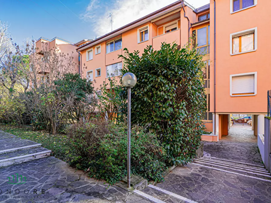 Immagine 8 di Appartamento in vendita  in via della pace a Sasso Marconi