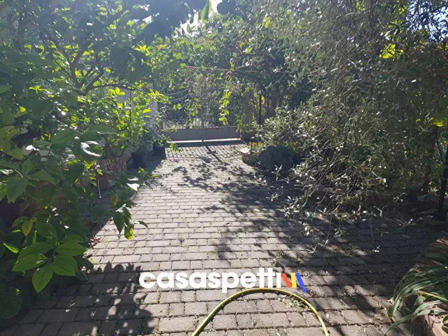 Immagine 8 di Casa indipendente in vendita  in Via Iardini a Sant'angelo A Fasanella