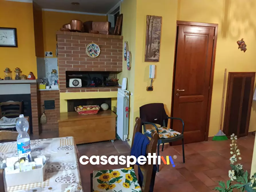 Immagine 16 di Casa indipendente in vendita  in Via Iardini a Sant'angelo A Fasanella